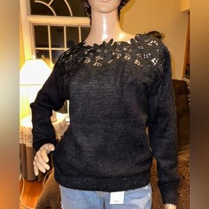 NWT En Creme Vici Collection Black Lace Appliqué Fuzzy Sweater Sz M L